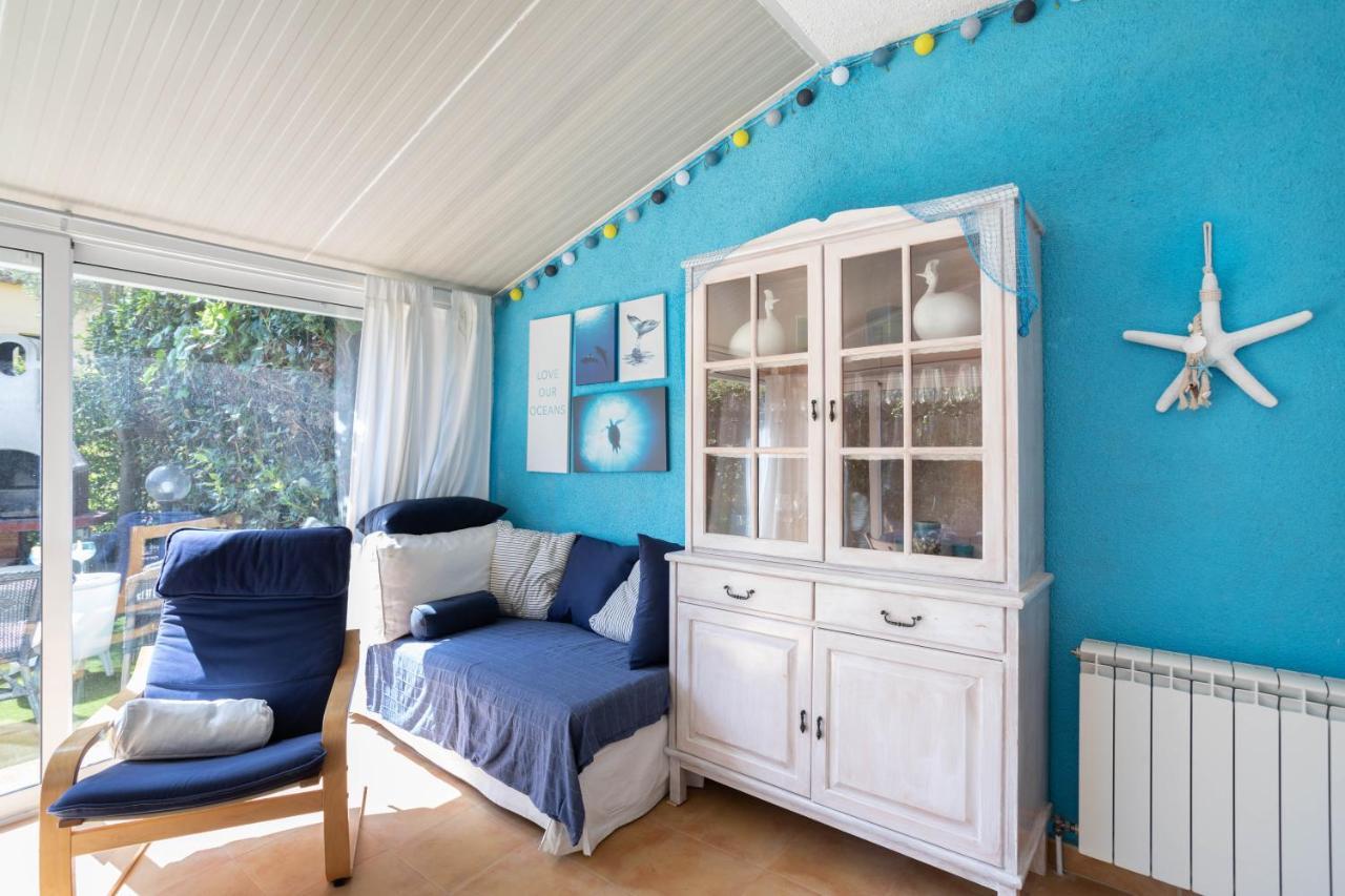 Bonita Casa Adosada Con Jardin Privado Y Piscina Comunitaria Calella De Palafrugell Bagian luar foto
