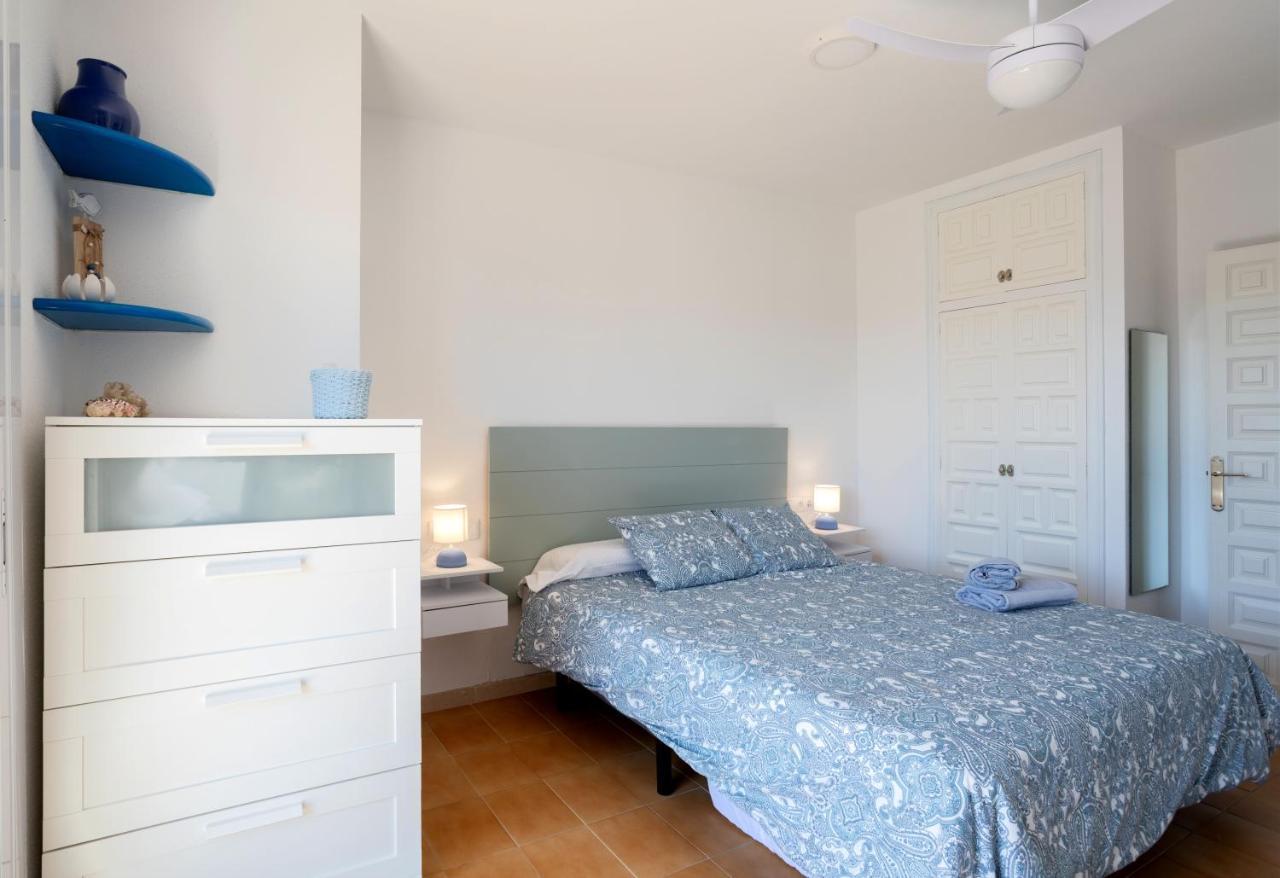 Bonita Casa Adosada Con Jardin Privado Y Piscina Comunitaria Calella De Palafrugell Bagian luar foto