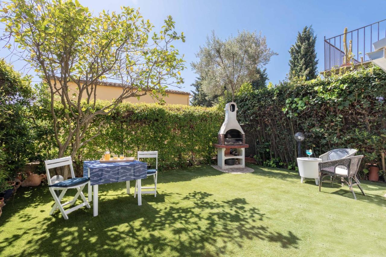 Bonita Casa Adosada Con Jardin Privado Y Piscina Comunitaria Calella De Palafrugell Bagian luar foto